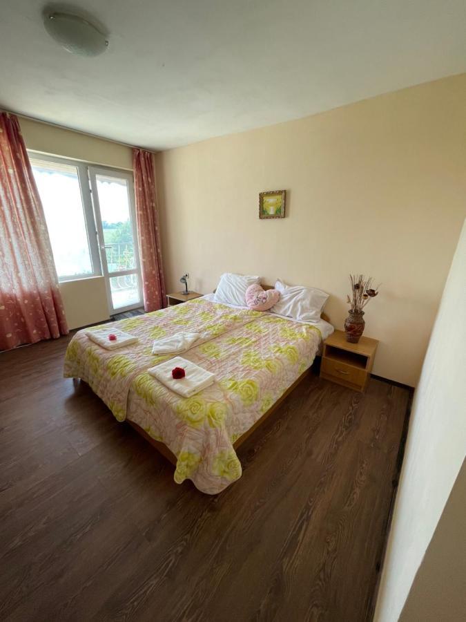 Бялата Къща Hotel Близнаци Екстериор снимка