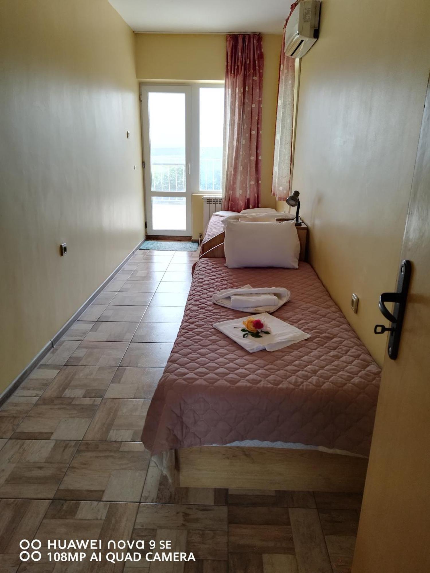 Бялата Къща Hotel Близнаци Екстериор снимка