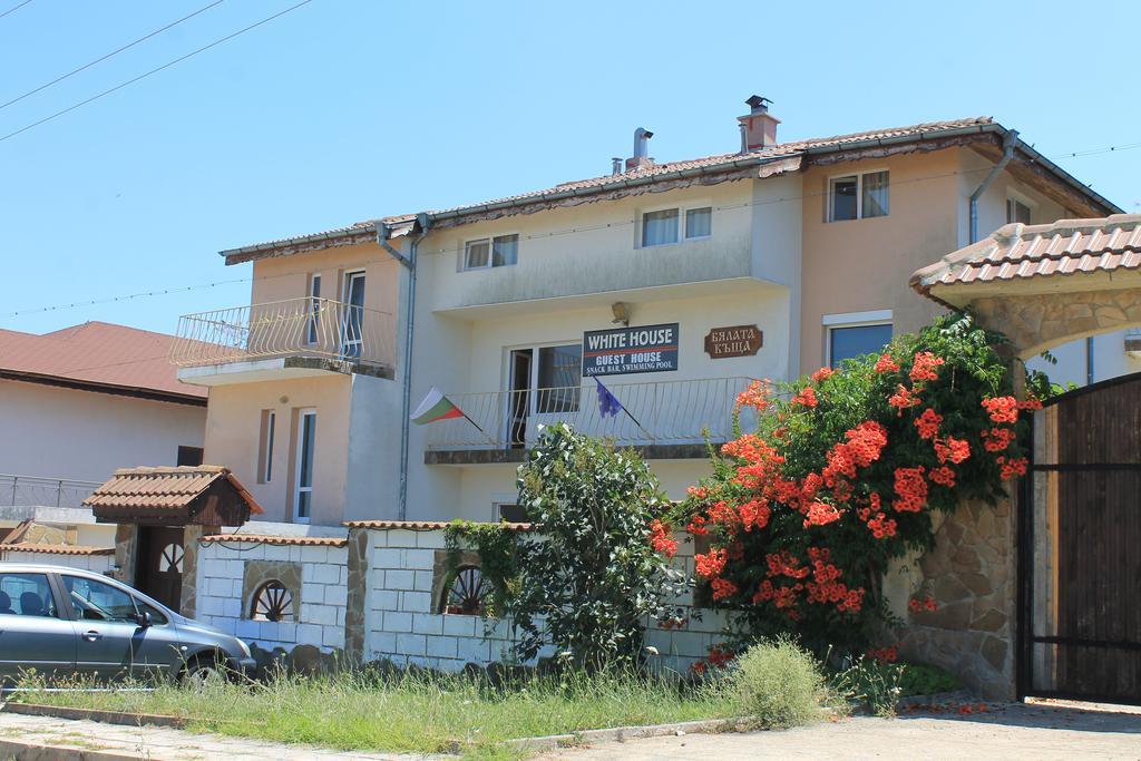 Бялата Къща Hotel Близнаци Екстериор снимка